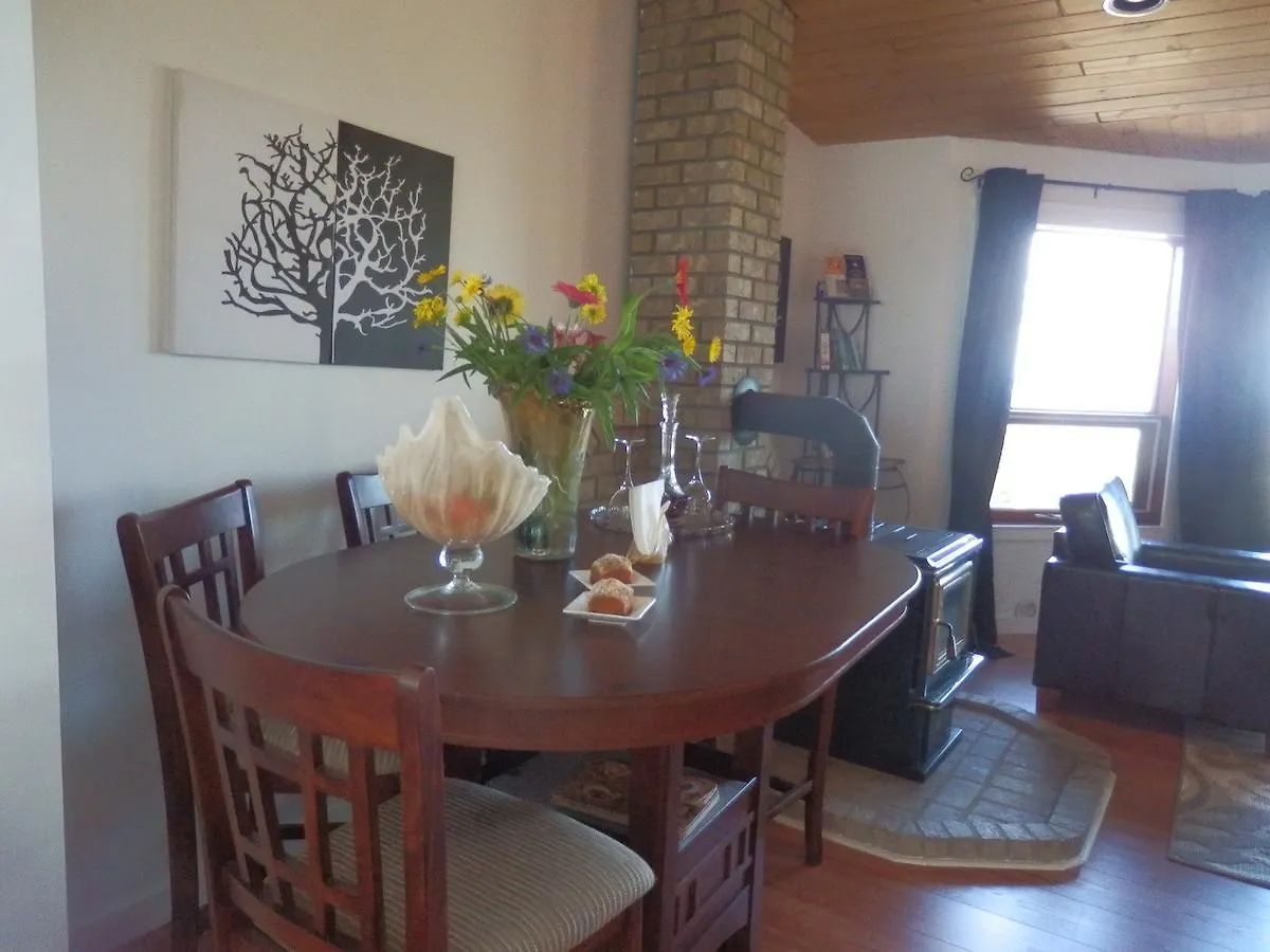 ガンジス Armand Heights Bed & Breakfast
